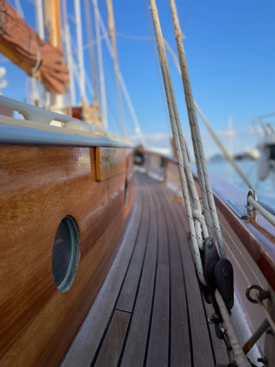 Velero Gaff Classic Tours